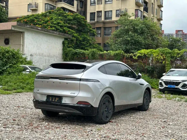 Xpeng G6 — Фото автомобиля 6