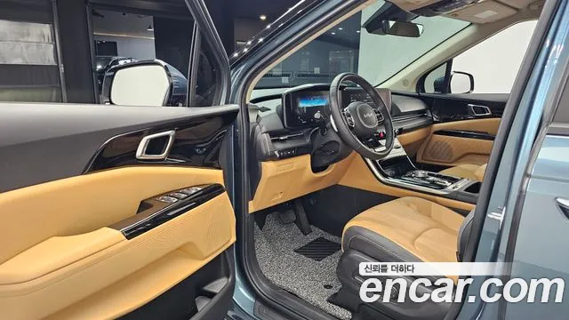 Kia Carnival Generation 4 — Фото автомобиля 15
