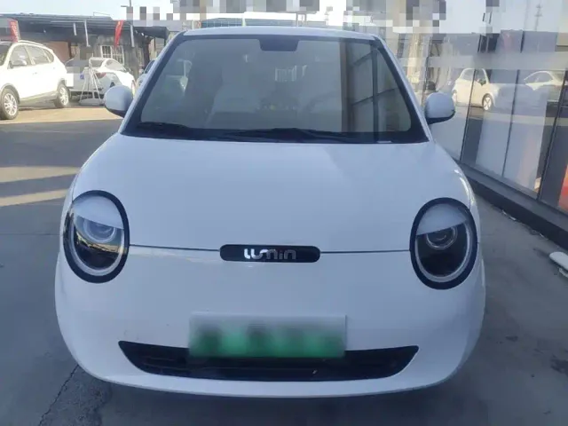 Changan Lumin — Фото автомобиля 2