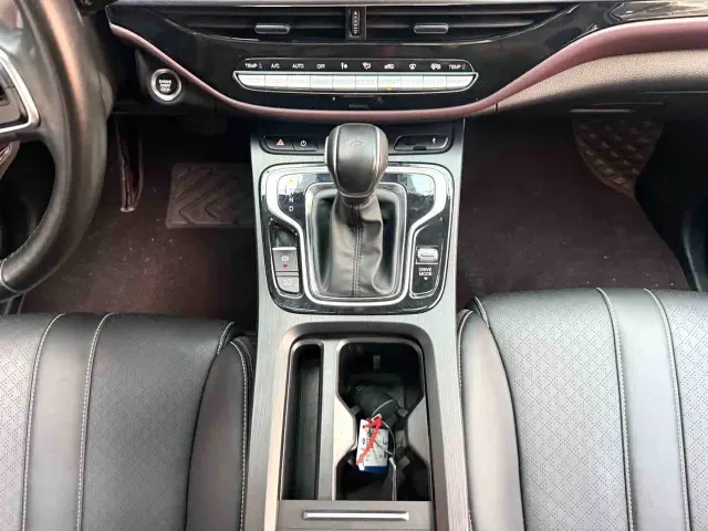 GAC Trumpchi M6 — Фото автомобиля 9