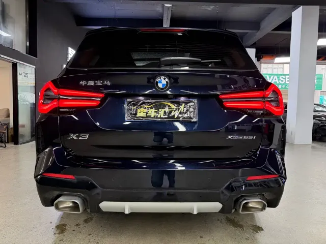 BMW X3 — Фото автомобиля 12