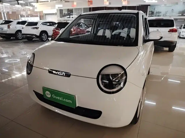 Фотография автомобиля — Changan Lumin