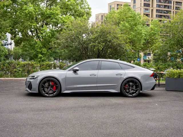 Audi RS 7 — Фото автомобиля 3