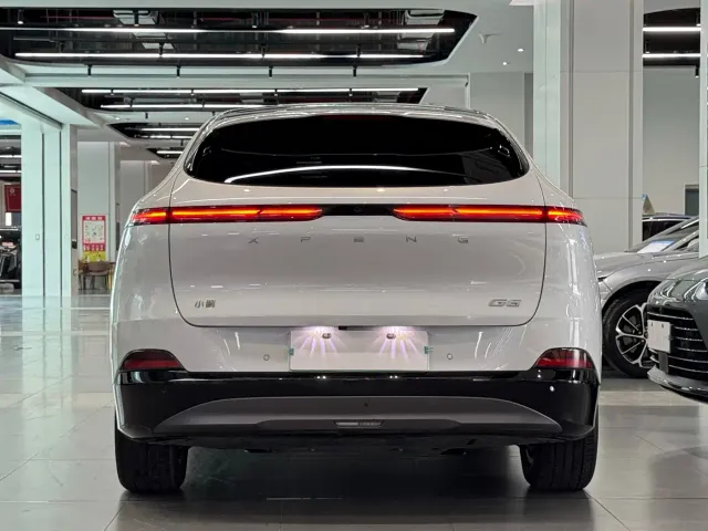 Xpeng G6 — Фото автомобиля 5