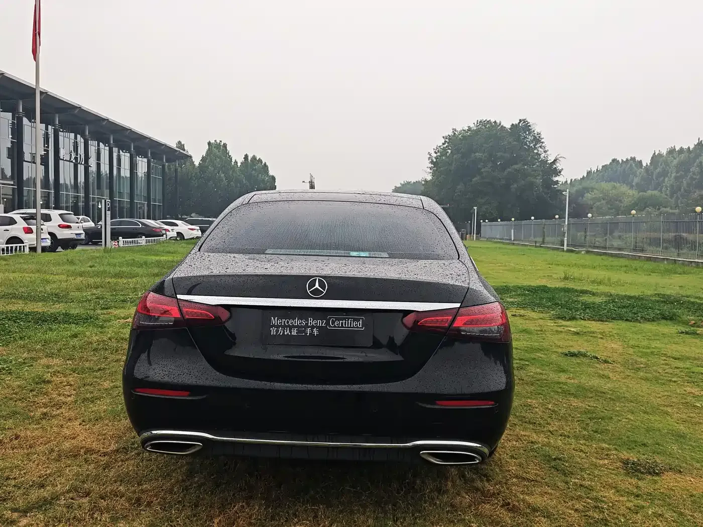 Mercedes-Benz Mercedes-Benz E-Class 2022 E 260 L — Фото автомобиля 5