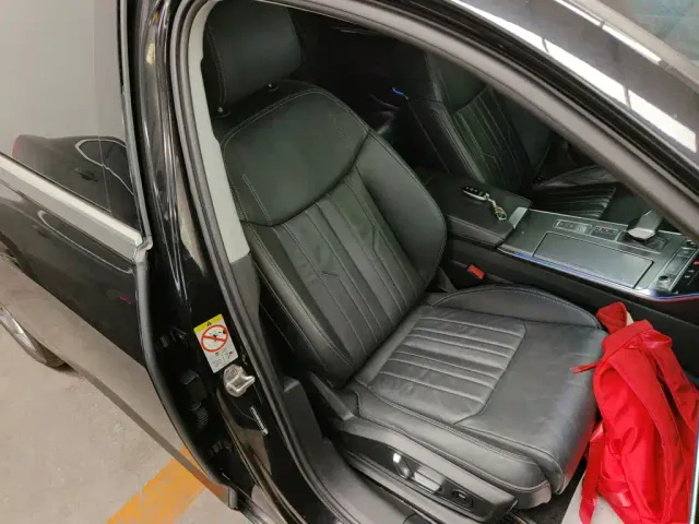Audi A6L — Фото автомобиля 24