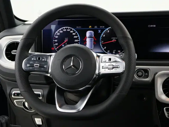 Mercedes-Benz G-Class — Фото автомобиля 14