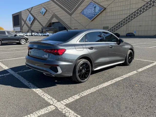 Audi A3 — Фото автомобиля 4