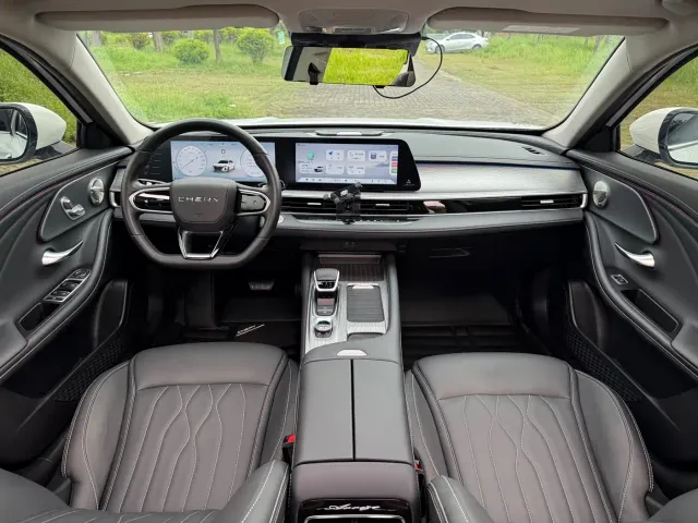 Chery Arrizo 8 — Фото автомобиля 6