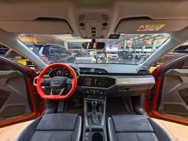 Audi Q3 — Фото автомобиля 9