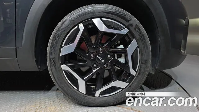 Kia Seltos — Фото автомобиля 6