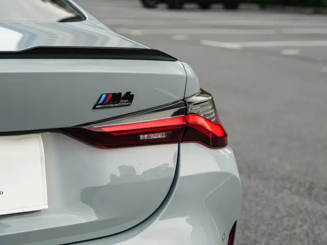 BMW M4 — Фото автомобиля 6