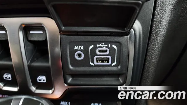Jeep Wrangler Wrangler (JL) 2.0 Rubicon 2 двери — Фото автомобиля 29