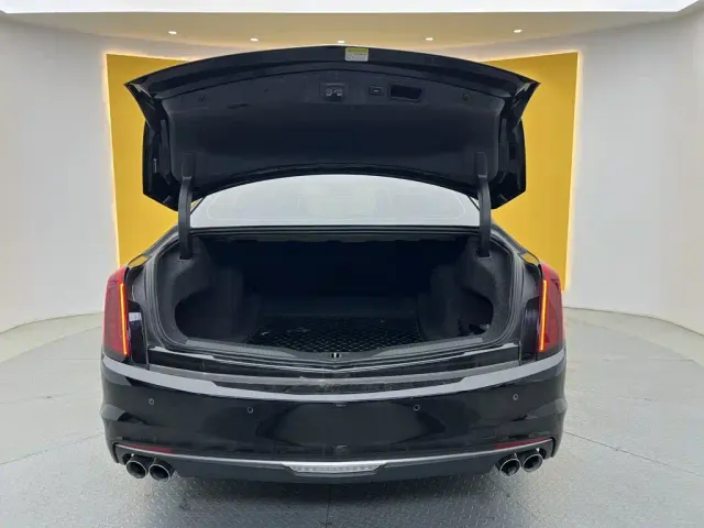 Cadillac CT6 — Фото автомобиля 13