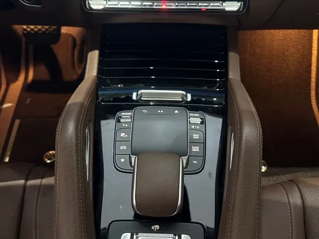 Mercedes-Benz GLE-Class — Фото автомобиля 9
