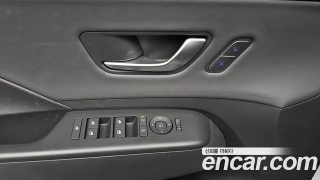 Hyundai Kona SX2 — Фото автомобиля 28