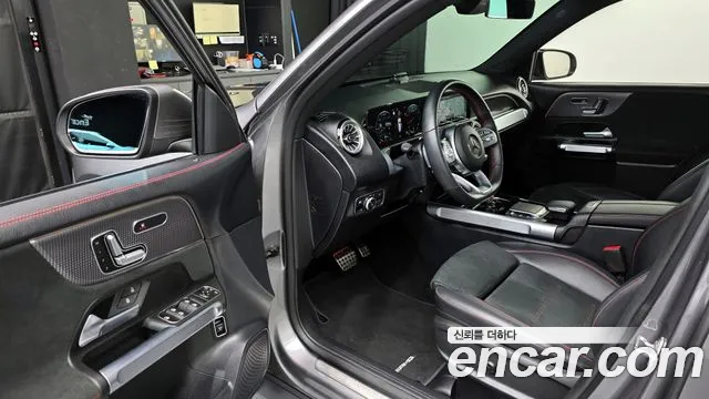 Mercedes-Benz GLB-Class — Фото автомобиля 4