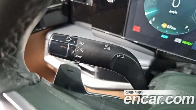 Hyundai Grandeur GN7 — Фото автомобиля 30
