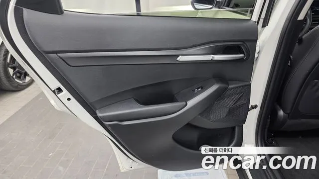 Kia Seltos New — Фото автомобиля 14