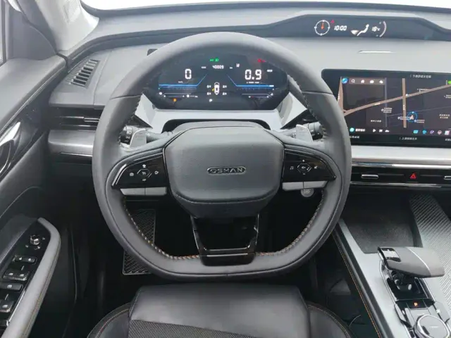 Changan Z6 — Фото автомобиля 15