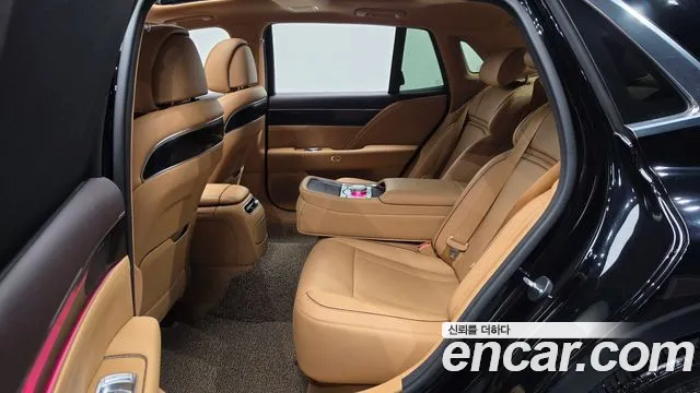 Genesis G90 Бензин 3.5 турбо AWD — Фото автомобиля 11