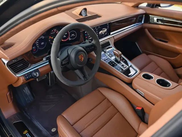 Porsche Panamera — Фото автомобиля 7