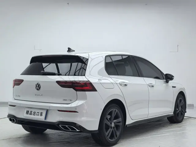 Volkswagen Golf — Фото автомобиля 4