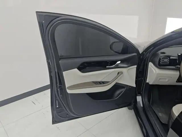 BYD Qin PLUS — Фото автомобиля 7