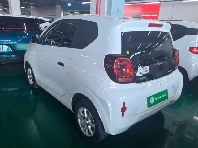 Roewe Clever — Фото автомобиля 4