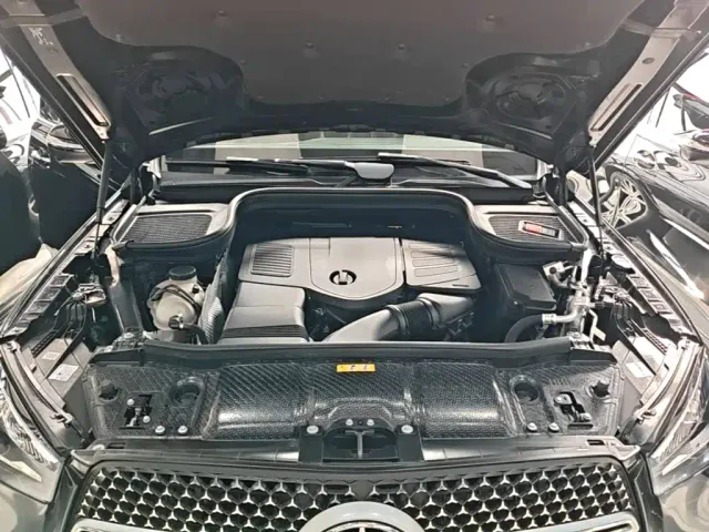 Mercedes-Benz GLE-Class — Фото автомобиля 19