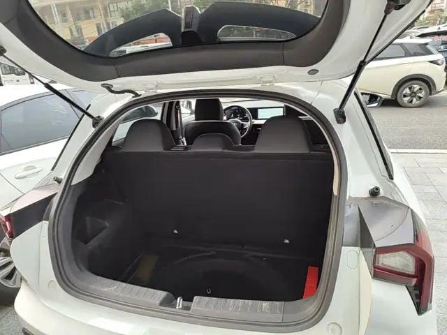 Geely Geometry E Firefly — Фото автомобиля 18