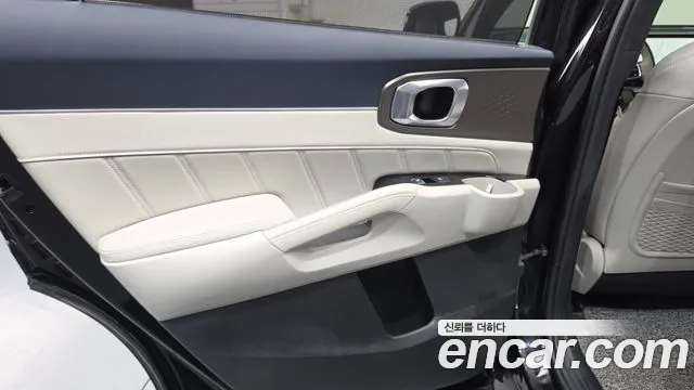 Kia Sorento — Фото автомобиля 14