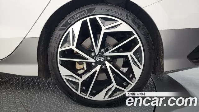Hyundai Ioniq6 — Фото автомобиля 19
