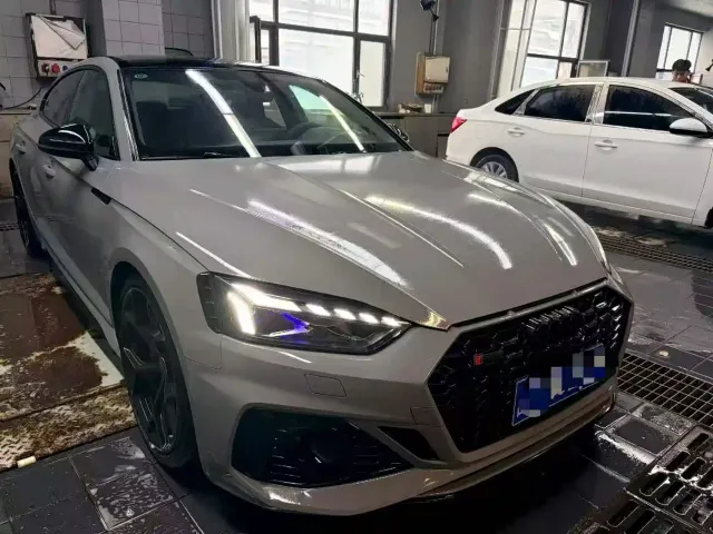 Audi RS 5 — Фото автомобиля 3