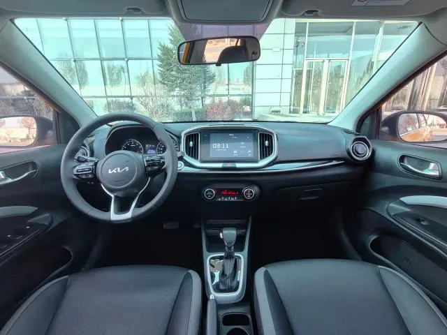 Kia KX1 — Фото автомобиля 9