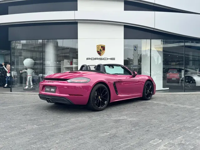 Porsche 718 — Фото автомобиля 6