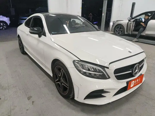 Mercedes-Benz C-Class — Фото автомобиля 2