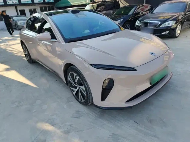 Nio ET5 — Фото автомобиля 3