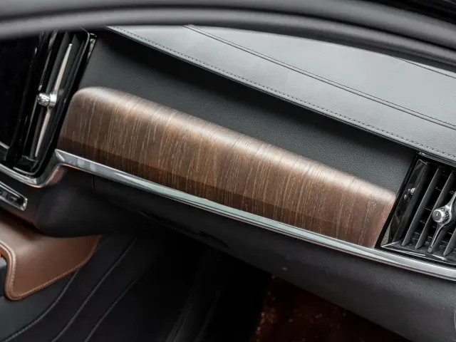 Volvo S90 — Фото автомобиля 16