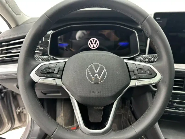 Volkswagen Sagitar — Фото автомобиля 16