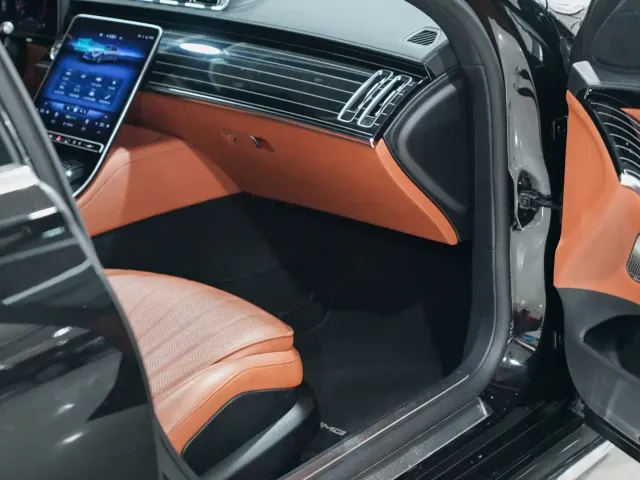 Mercedes-Benz S-Class — Фото автомобиля 18