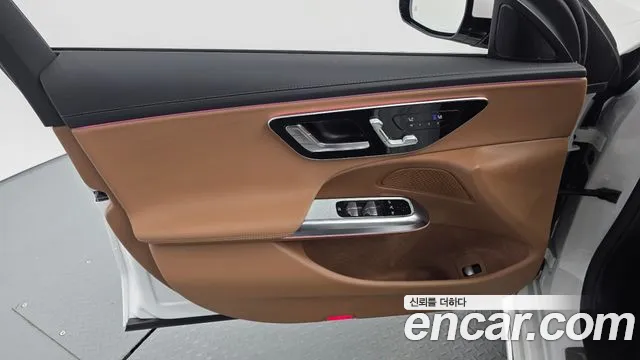 Mercedes-Benz E-Class W214 — Фото автомобиля 13
