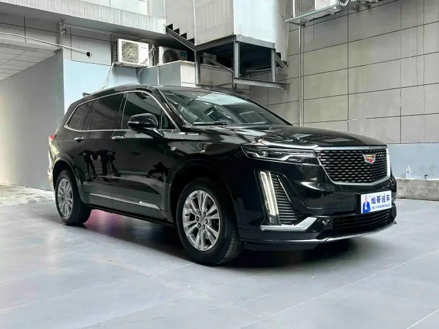 Cadillac XT6 — Фото автомобиля 5