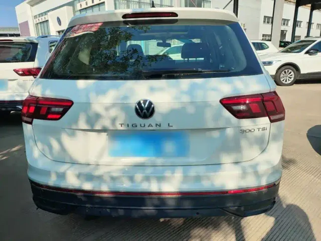 Volkswagen Tiguan L — Фото автомобиля 5