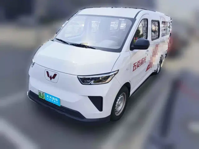 Фотография автомобиля — Wuling Yangguang