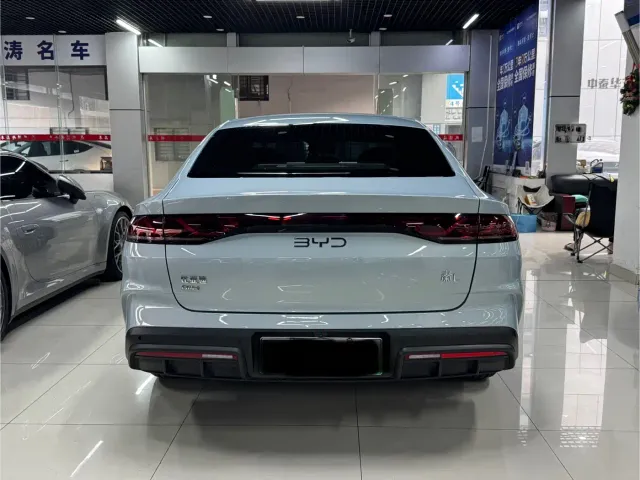 BYD Qin L — Фото автомобиля 5