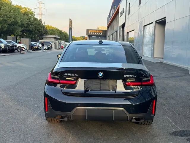 BMW 3 Series — Фото автомобиля 18