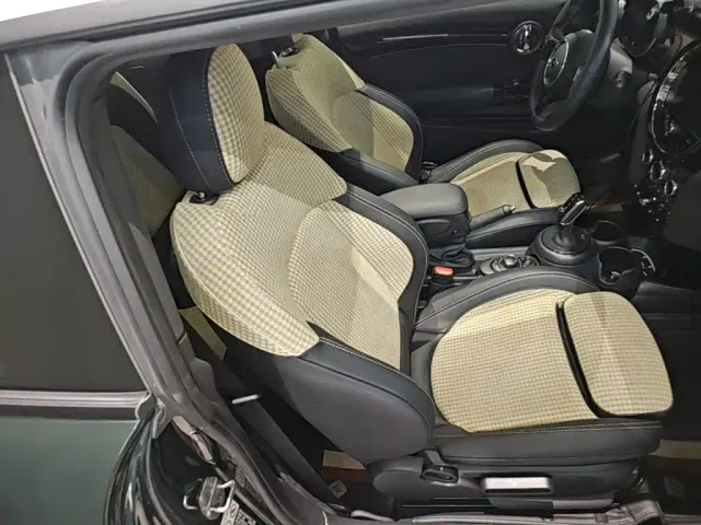MINI Hatch — Фото автомобиля 24