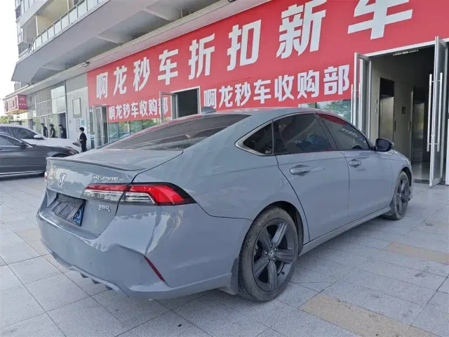 Honda Inspire — Фото автомобиля 3