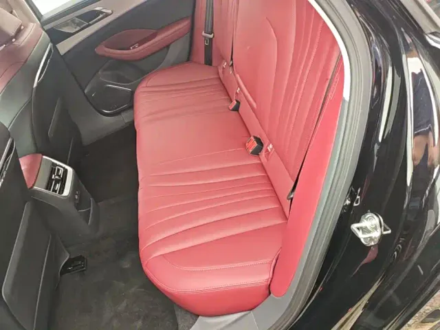 Hongqi H5 — Фото автомобиля 16
